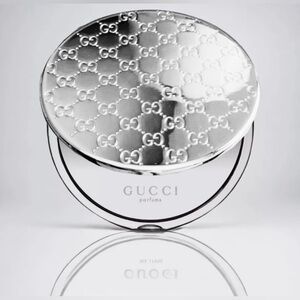 Gucci Silver Embossed Compact Mirror 🪞🩶
